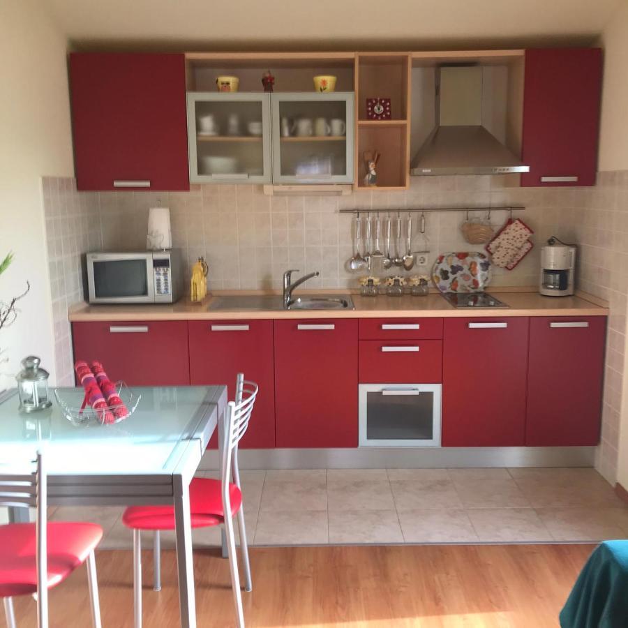 Apartmani Katarina Bol Eksteriør bilde