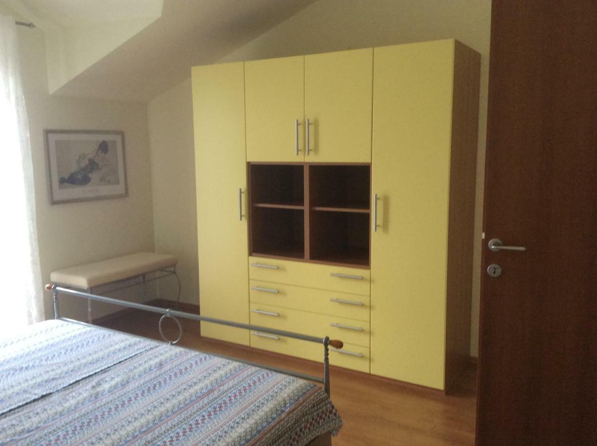 Apartmani Katarina Bol Eksteriør bilde