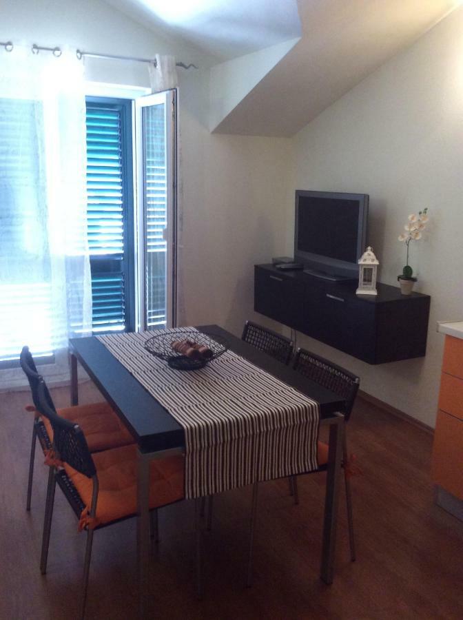 Apartmani Katarina Bol Eksteriør bilde
