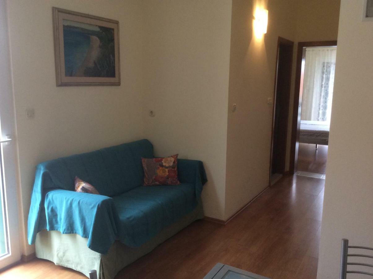 Apartmani Katarina Bol Eksteriør bilde